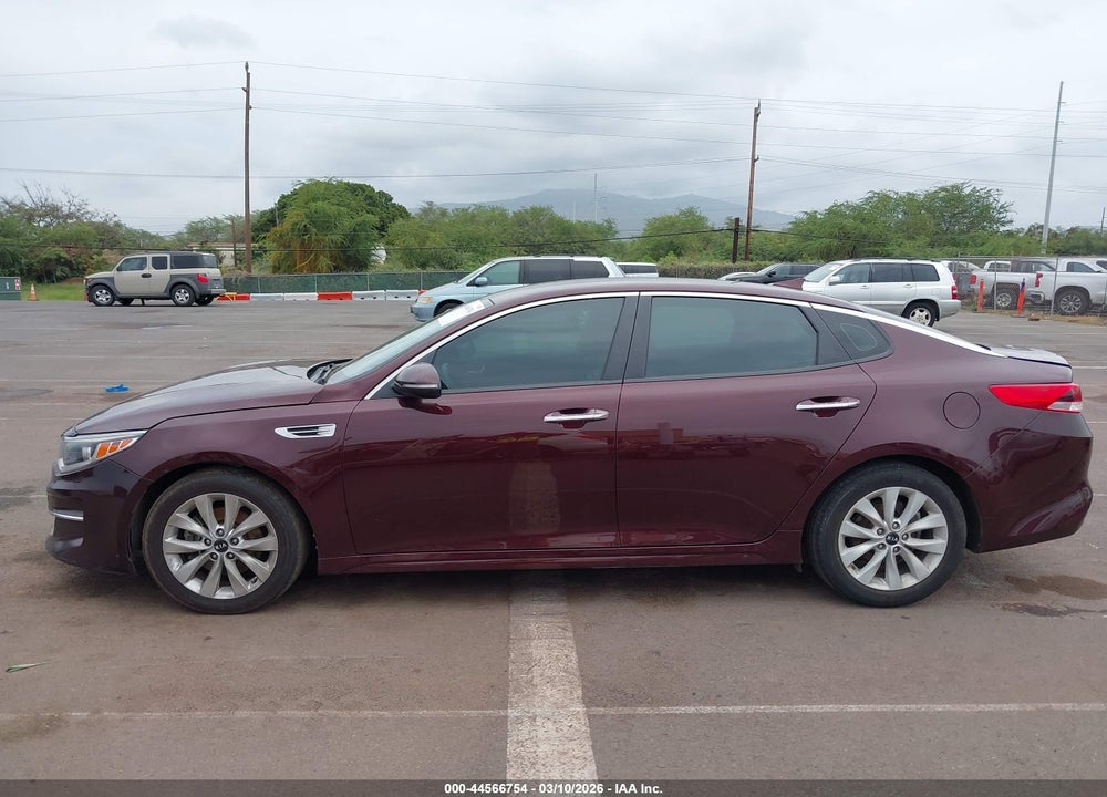 2018 KIA OPTIMA LX VIN: 5XXGT4L36JG266352