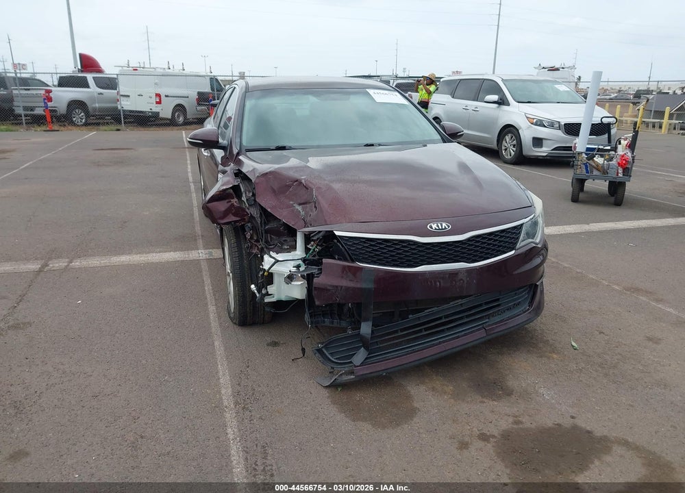 2018 KIA OPTIMA LX VIN: 5XXGT4L36JG266352