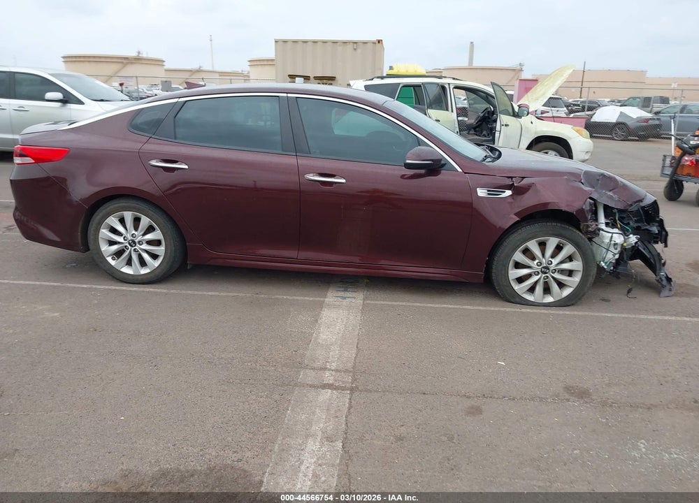 2018 KIA OPTIMA LX VIN: 5XXGT4L36JG266352