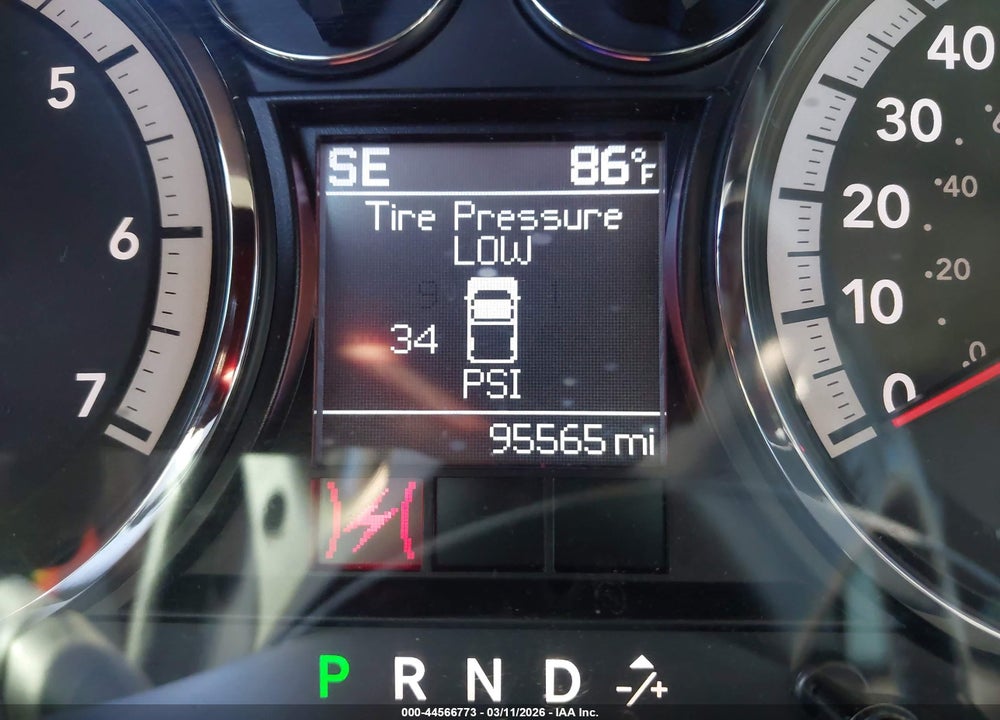 2012 RAM 1500 SLT VIN: 1C6RD6GT3CS183277