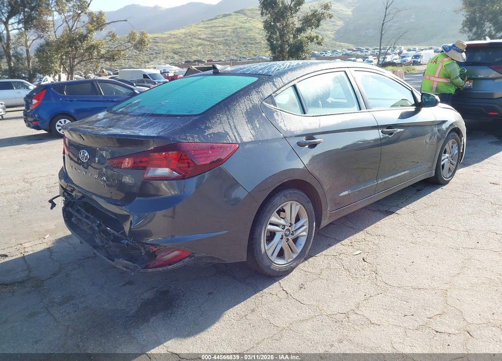 2020 HYUNDAI ELANTRA SEL VIN: 5NPD84LF1LH561008