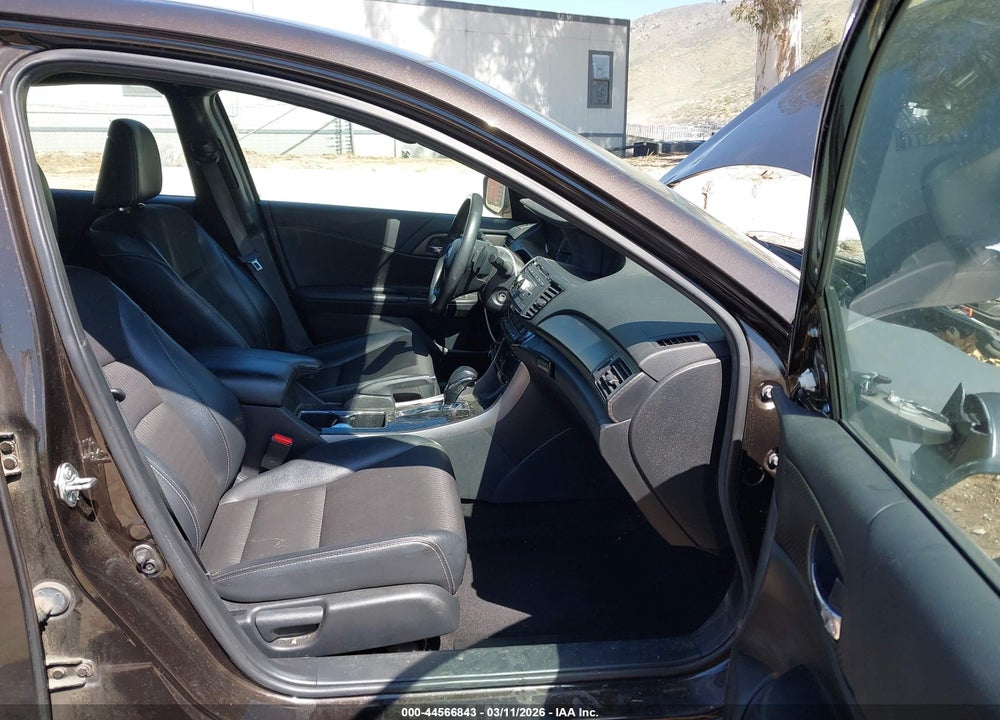 2016 HONDA ACCORD SPORT VIN: 1HGCR2F57GA133216