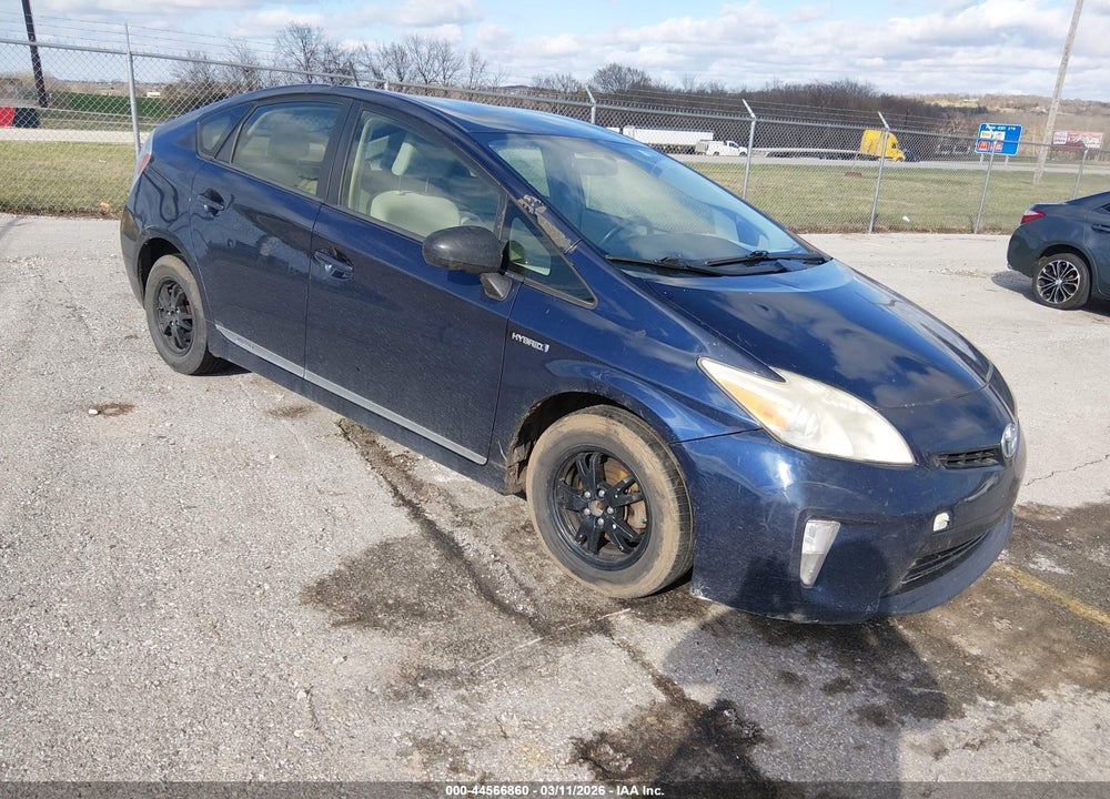 2013 TOYOTA PRIUS THREE VIN: JTDKN3DU4D0355767
