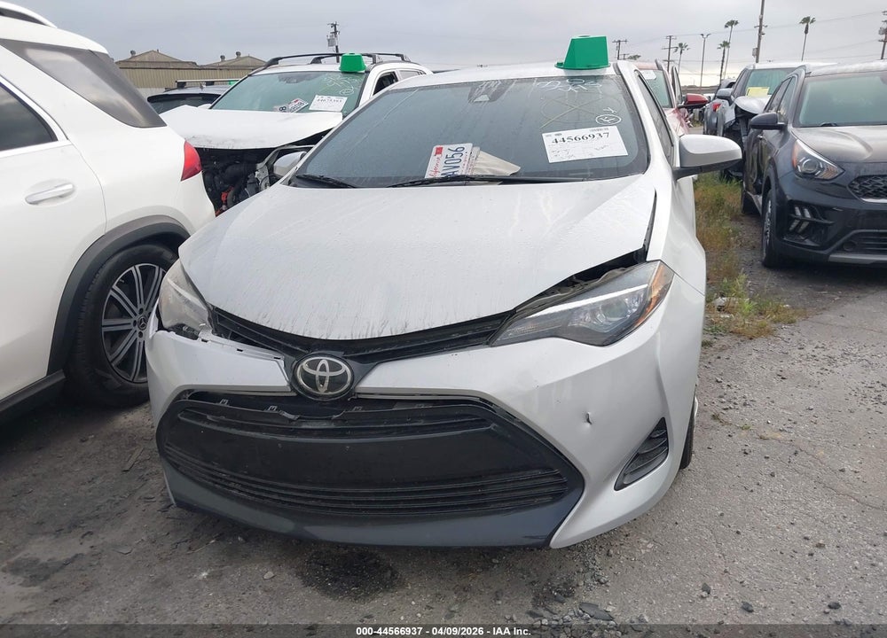 2018 TOYOTA COROLLA LE VIN: 5YFBURHE0JP791462