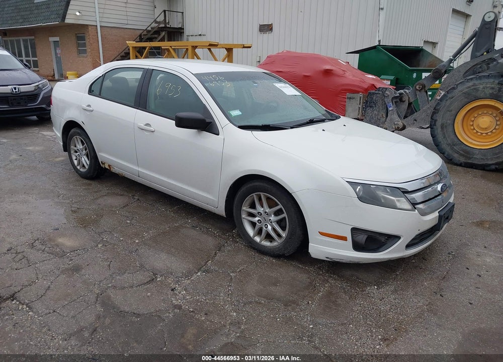 2010 FORD FUSION S VIN: 3FAHP0GAXAR246235