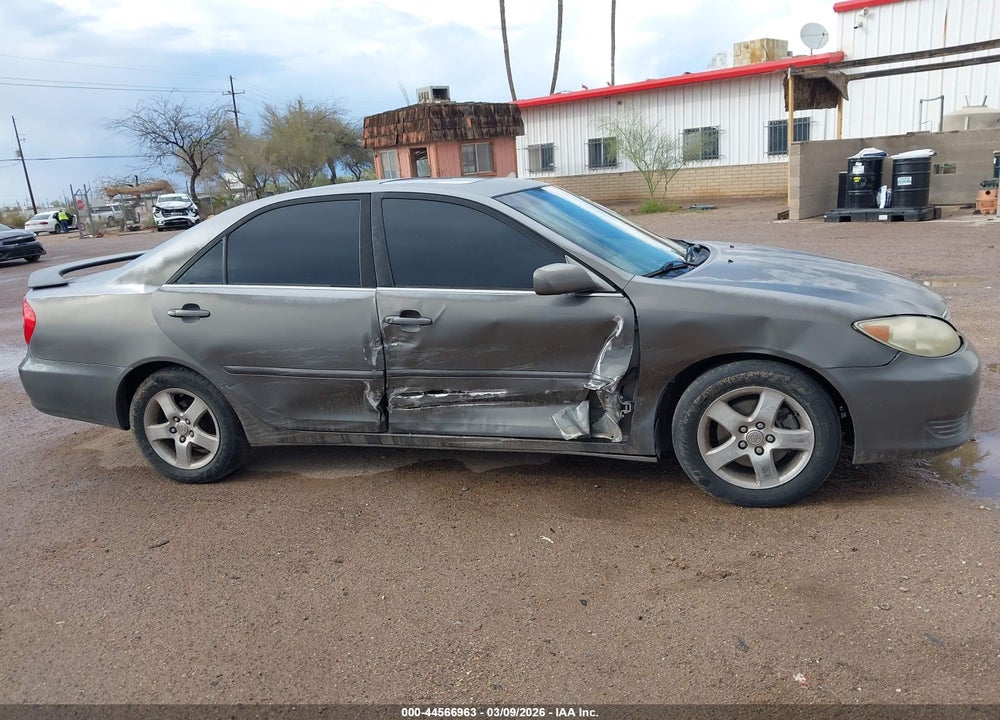 2004 TOYOTA CAMRY SE V6 VIN: JTDBA32K540005609