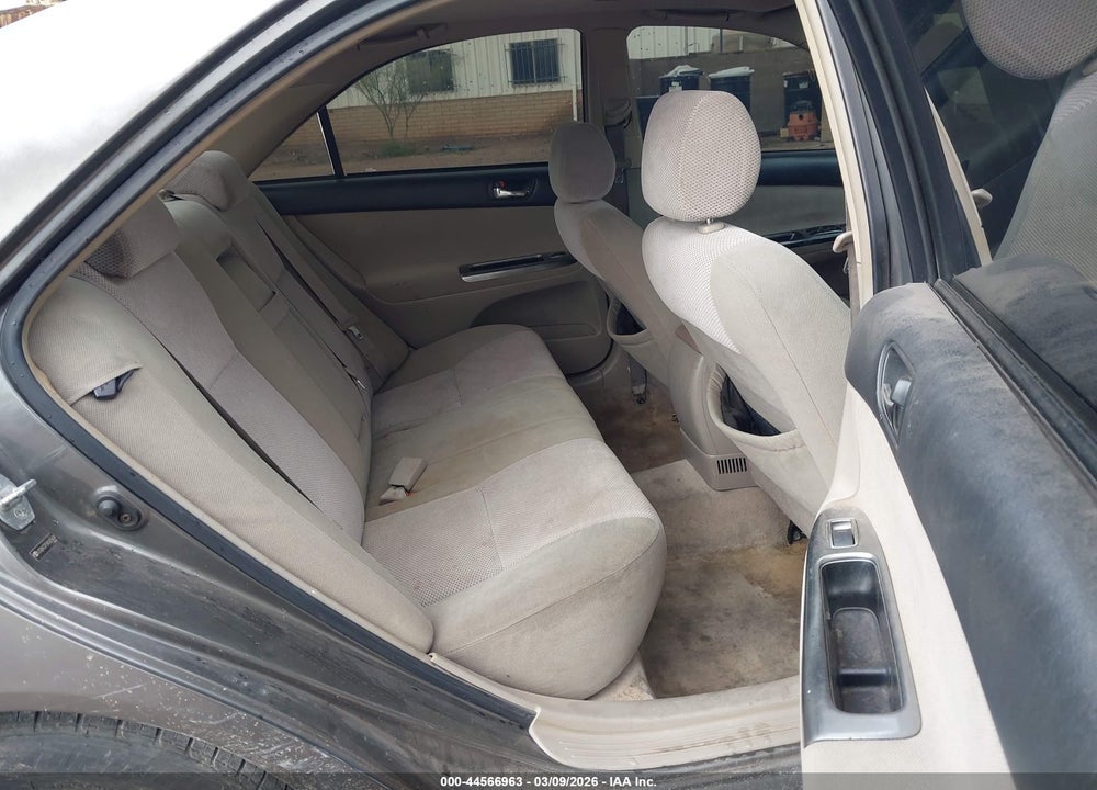 2004 TOYOTA CAMRY SE V6 VIN: JTDBA32K540005609