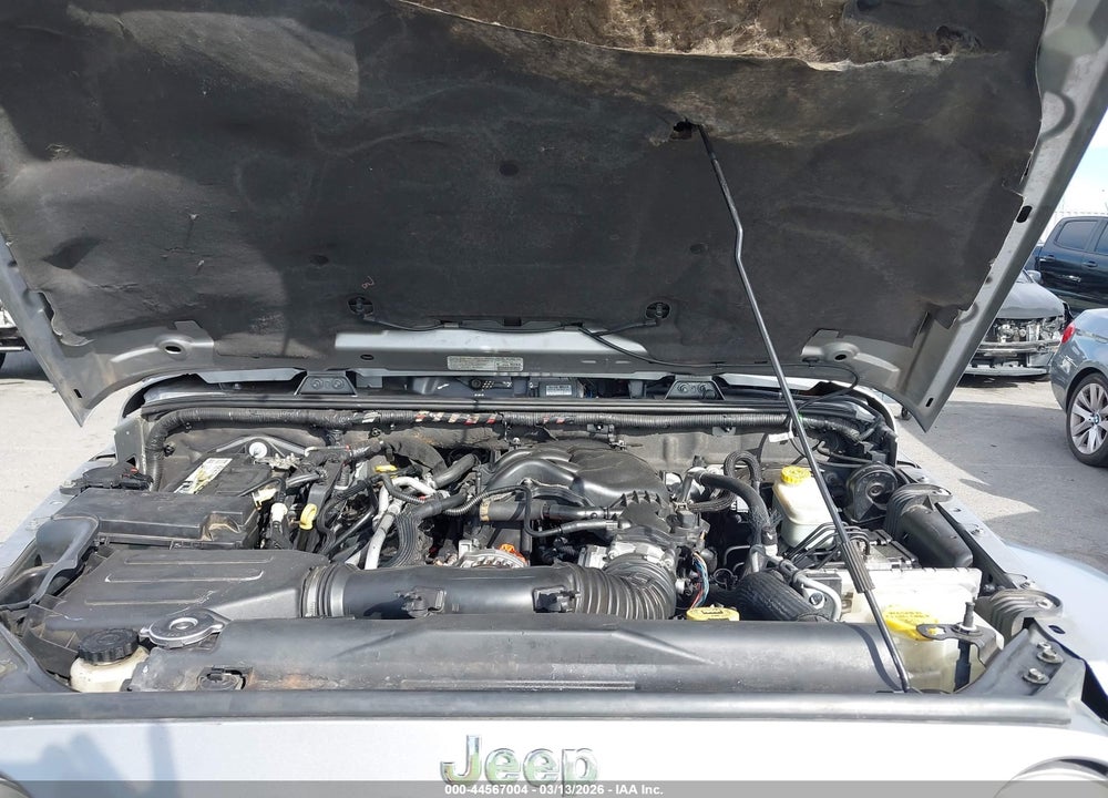 2013 JEEP WRANGLER UNLIMITED SAHARA VIN: 1C4BJWEG3DL574756