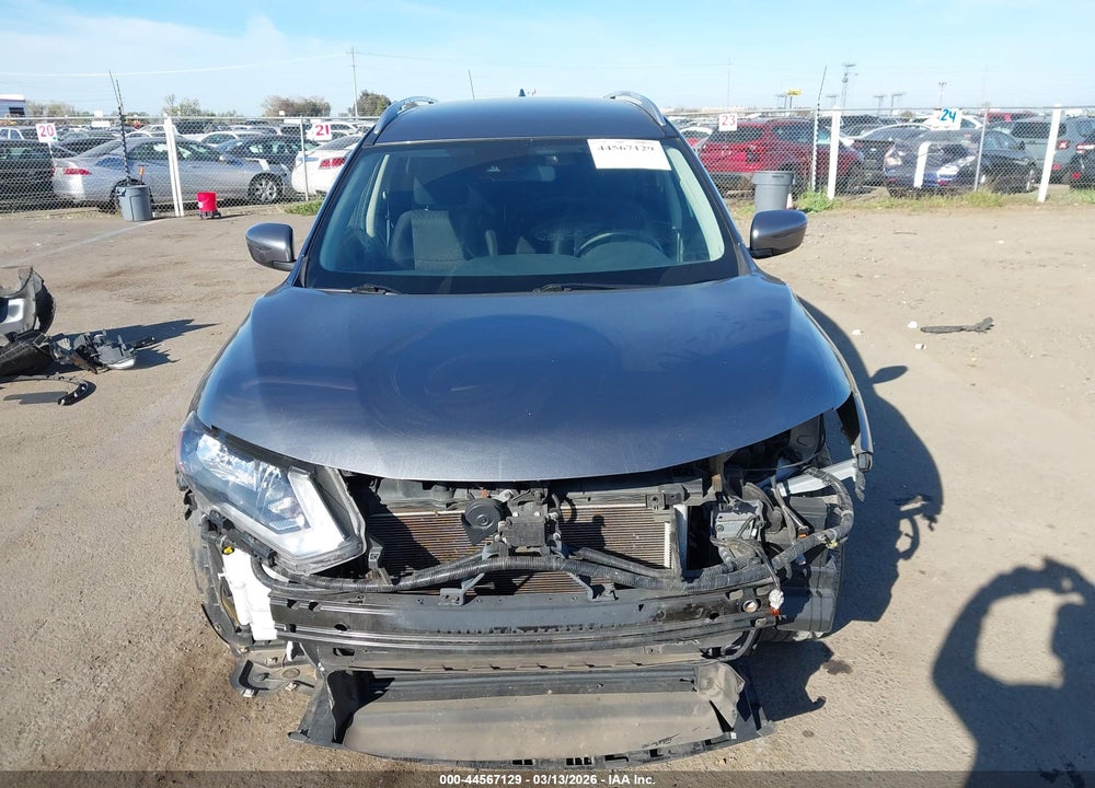2020 NISSAN ROGUE S FWD VIN: JN8AT2MT2LW031378