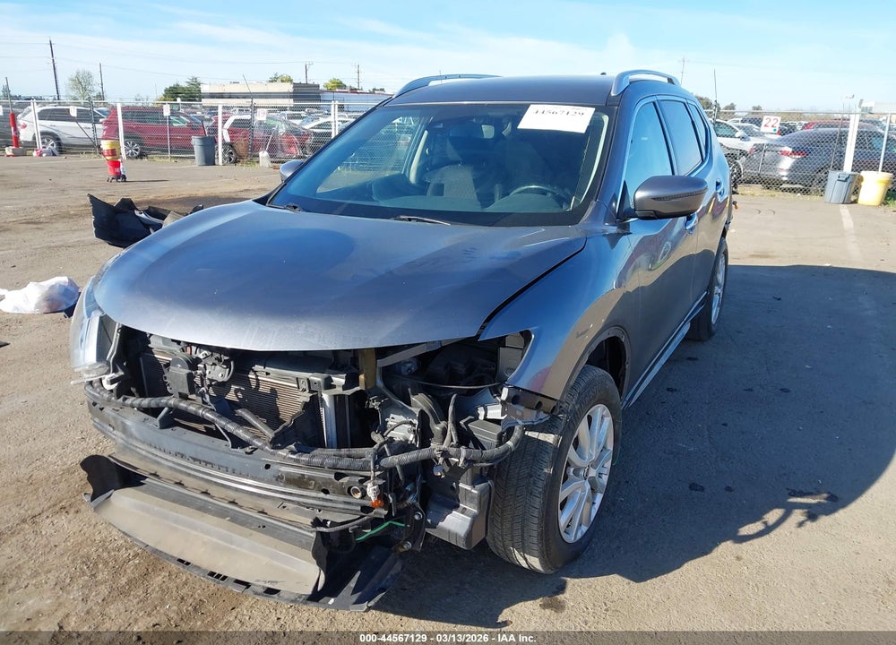 2020 NISSAN ROGUE S FWD VIN: JN8AT2MT2LW031378
