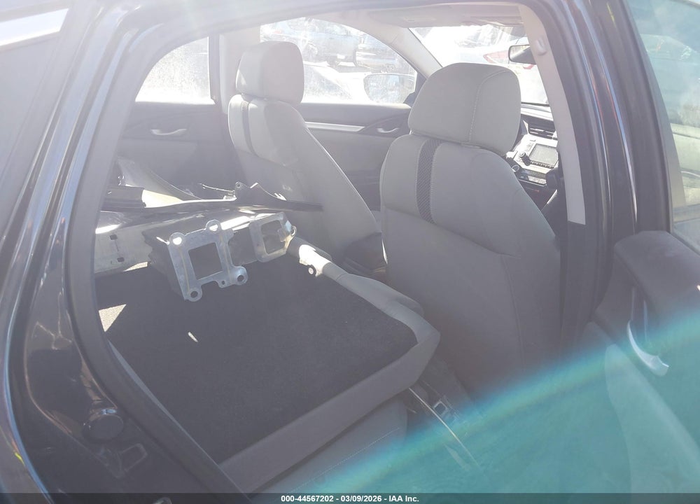 2019 HONDA CIVIC LX VIN: 2HGFC2F62KH508740
