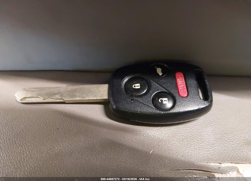 2011 HONDA PILOT EX-L VIN: 5FNYF4H54BB010091