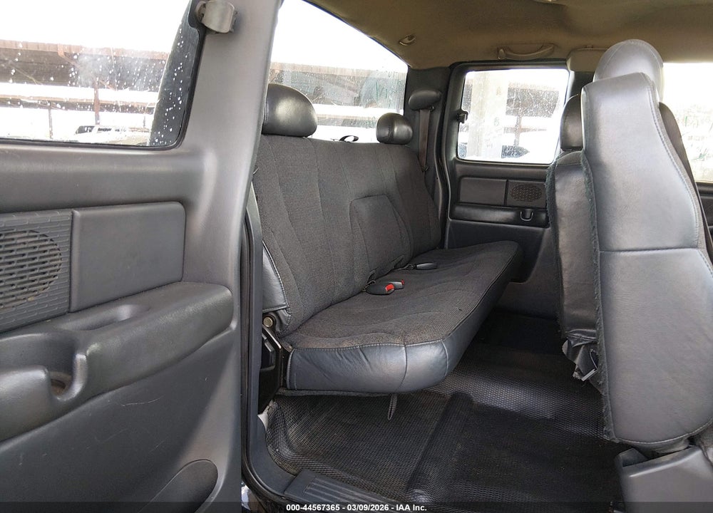 2001 CHEVROLET SILVERADO 1500 VIN: 2GCEC19W911248232