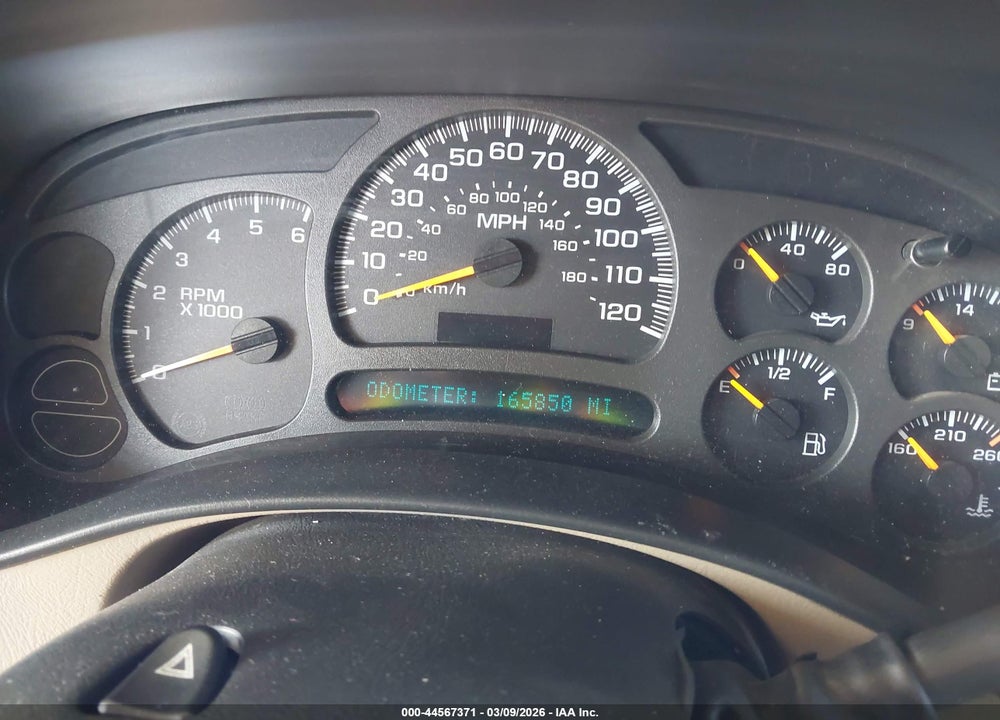 2004 CHEVROLET TAHOE LT VIN: 1GNEK13T54R264125