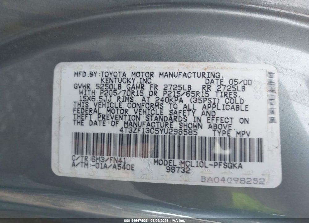 2000 TOYOTA SIENNA LE VIN: 4T3ZF13C5YU298585