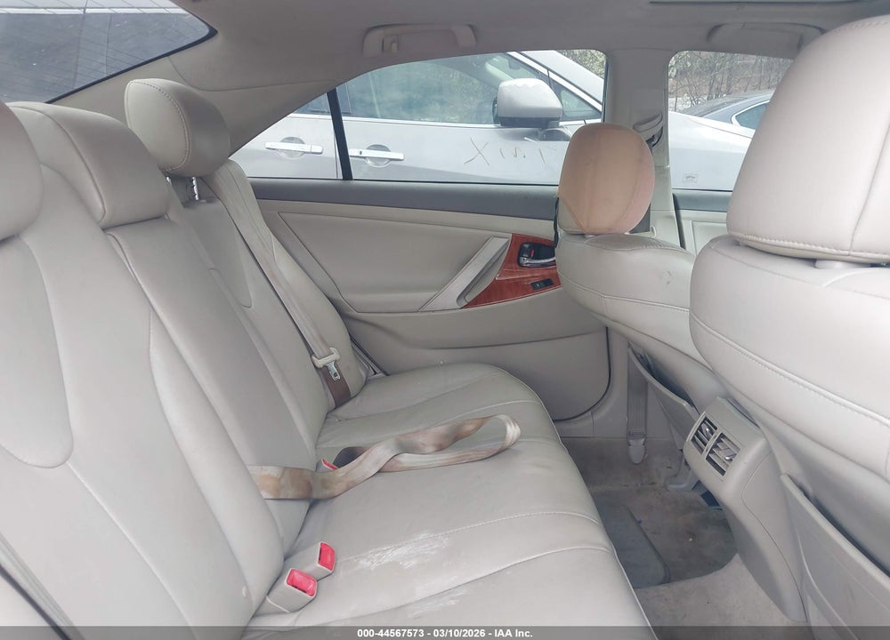 2011 TOYOTA CAMRY XLE V6 VIN: 4T1BK3EK8BU121977