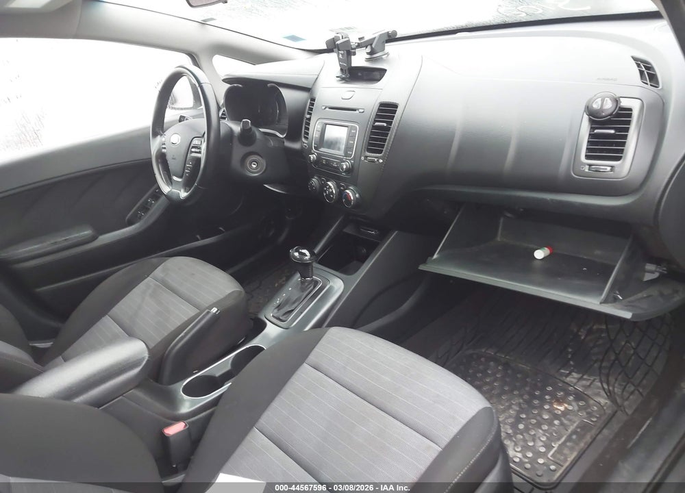 2016 KIA FORTE EX VIN: KNAFX5A86G5627304