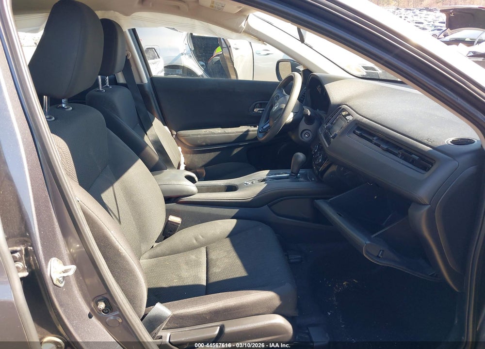 2018 HONDA HR-V LX VIN: 3CZRU6H33JG706724