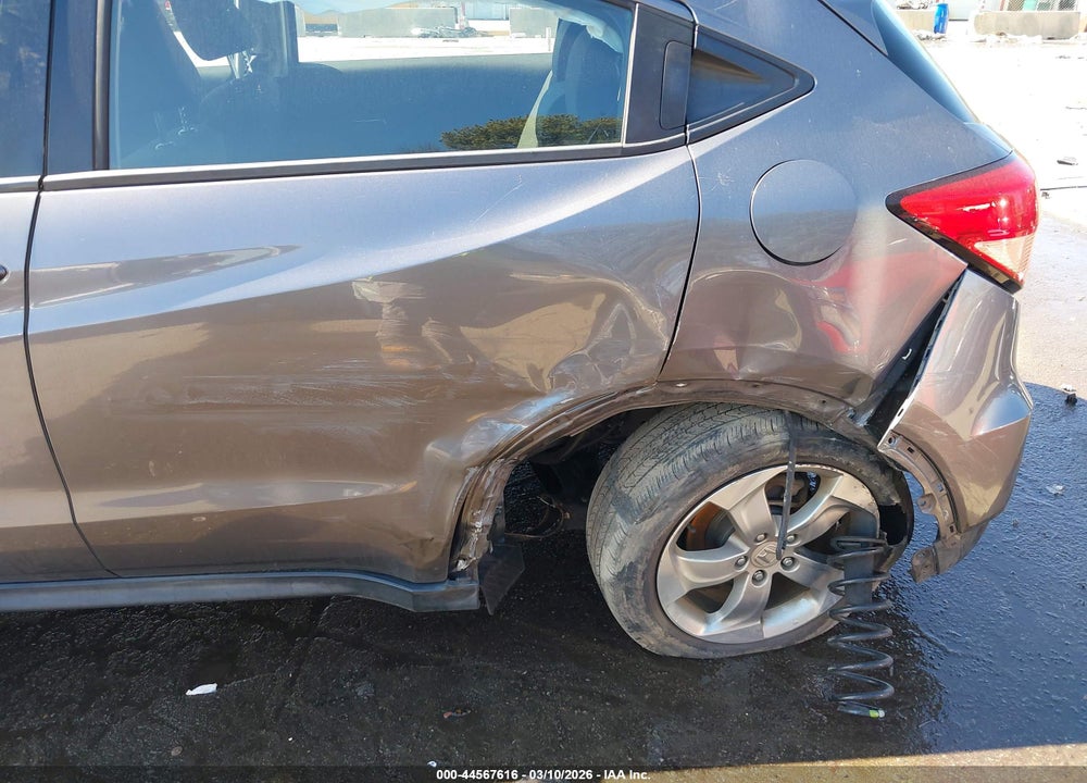 2018 HONDA HR-V LX VIN: 3CZRU6H33JG706724