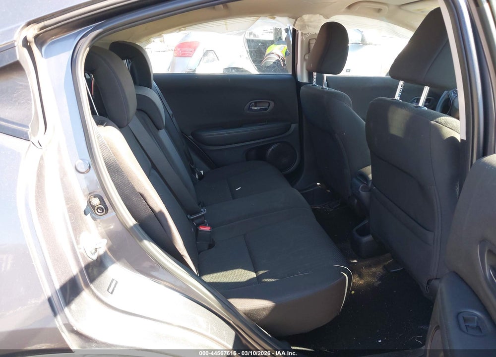 2018 HONDA HR-V LX VIN: 3CZRU6H33JG706724