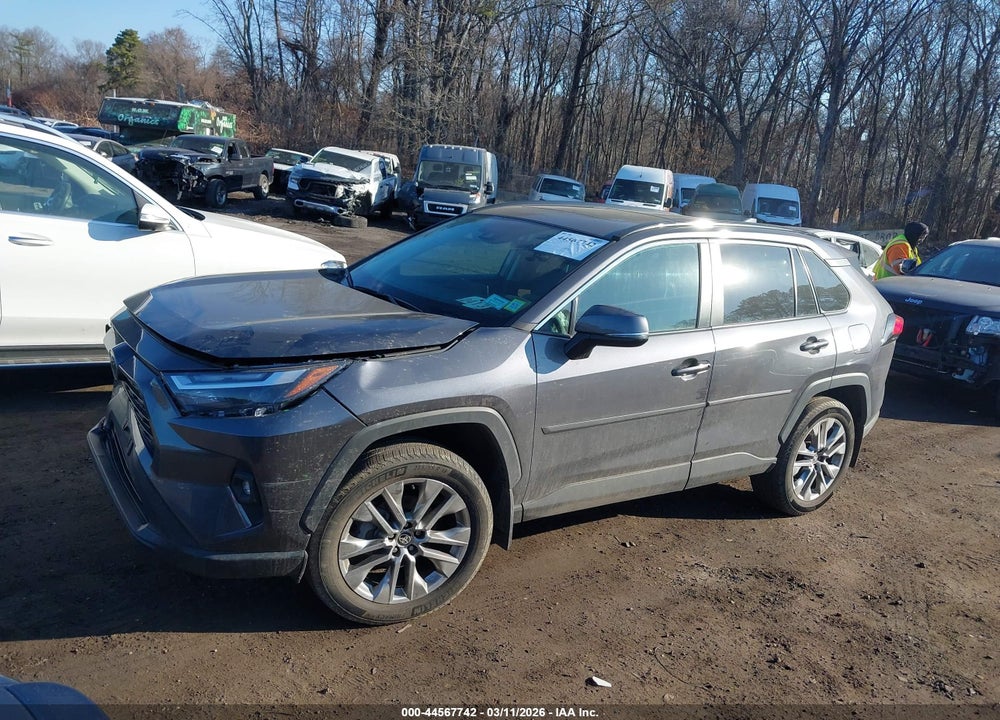 2024 TOYOTA RAV4 XLE PREMIUM VIN: 2T3A1RFV0RC419386