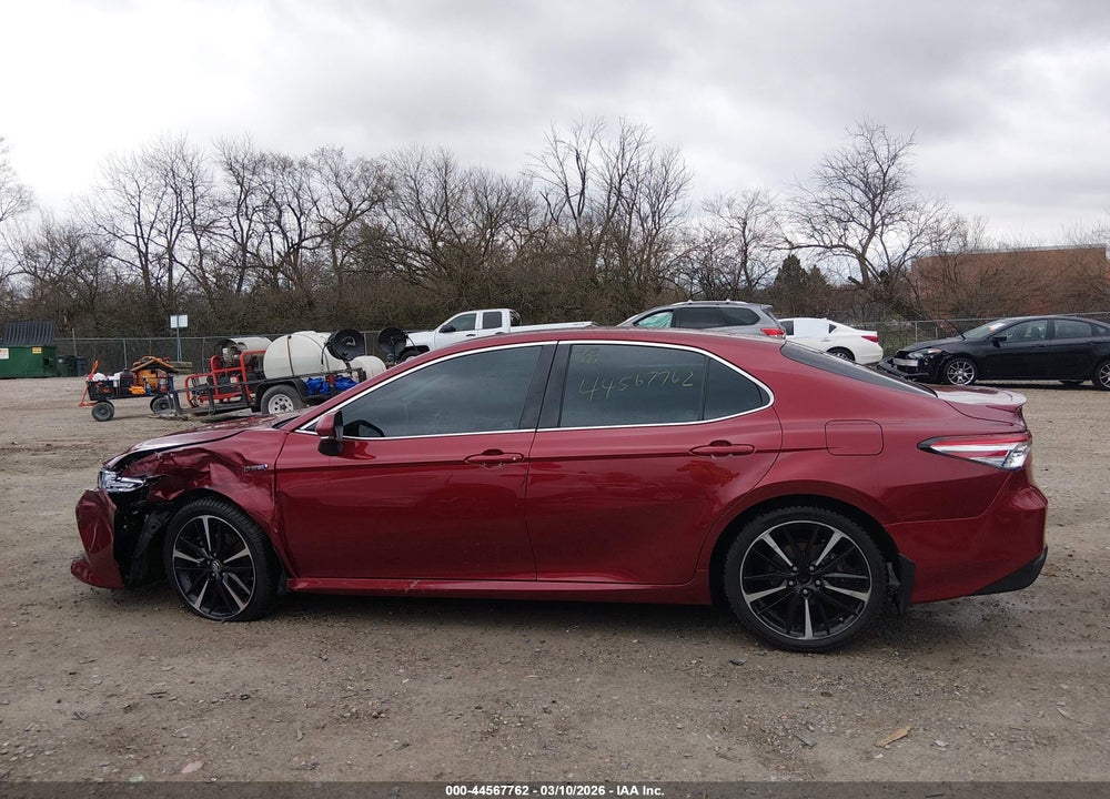 2018 TOYOTA CAMRY HYBRID XLE VIN: 4T1B21HK5JU503558