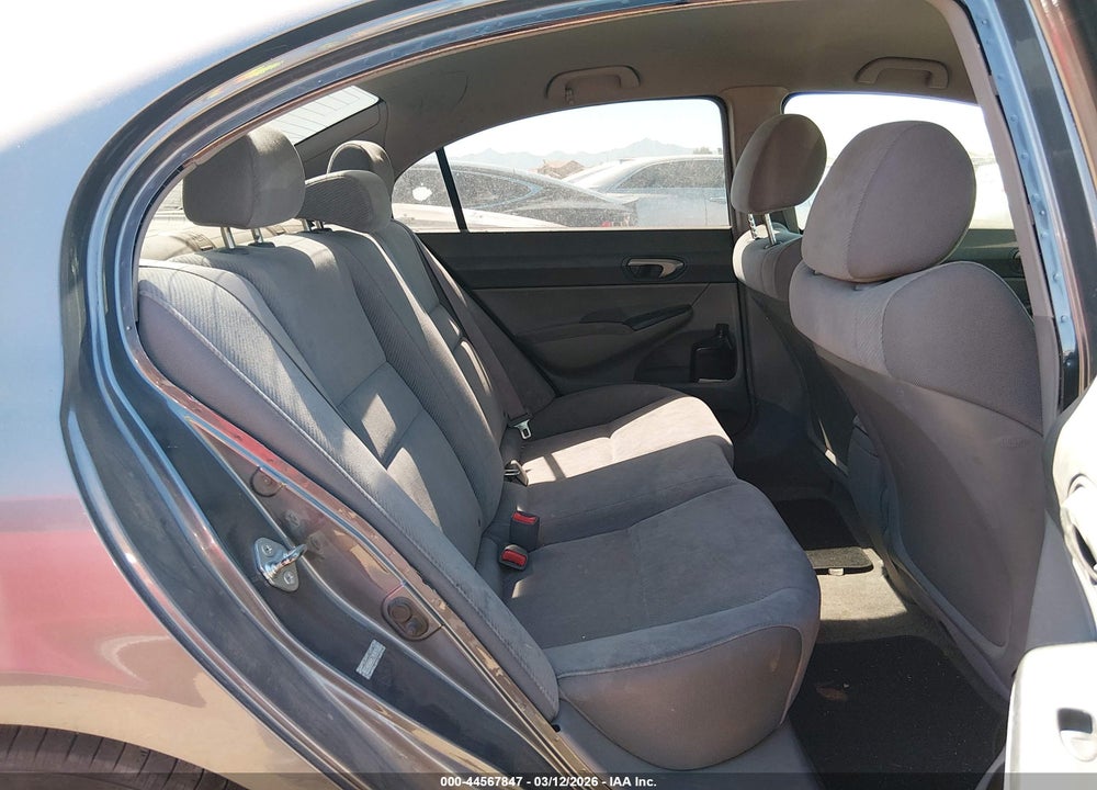 2009 HONDA CIVIC LX VIN: 19XFA15579E010627