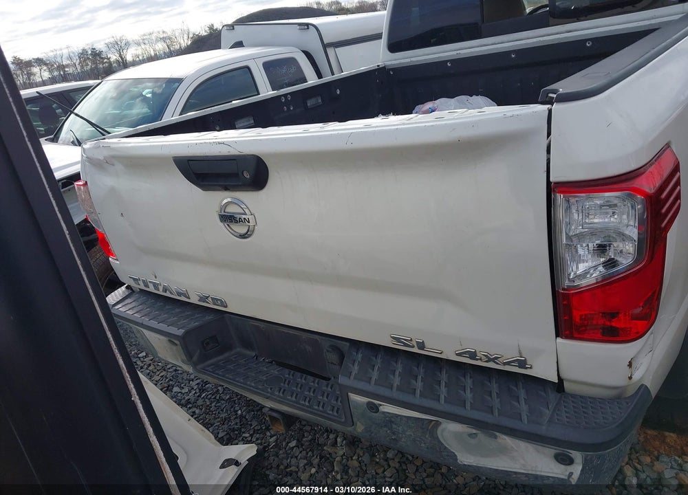 2016 NISSAN TITAN XD SL DIESEL VIN: 1N6BA1F41GN502421