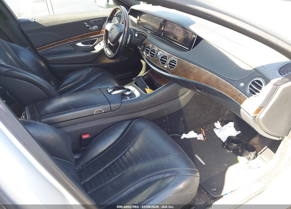 2016 MERCEDES-BENZ S 550 4MATIC VIN: WDDUG8FB8GA217097