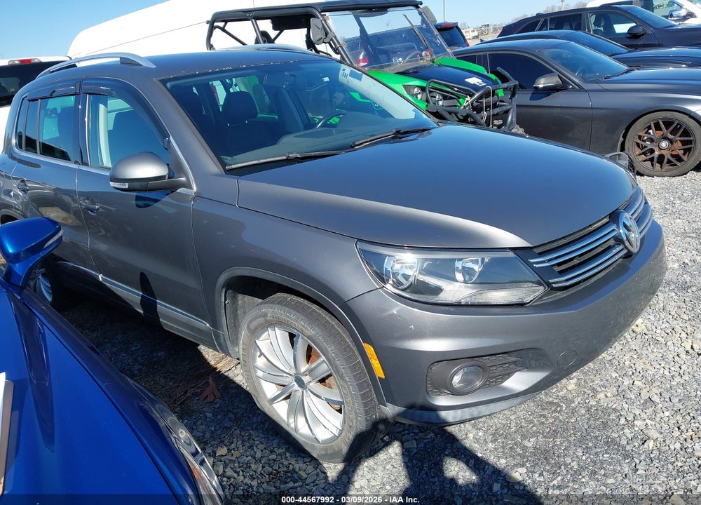 2014 VOLKSWAGEN TIGUAN SE VIN: WVGBV3AX8EW563806