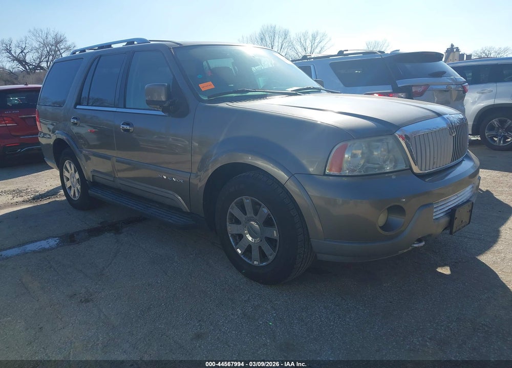 2004 LINCOLN NAVIGATOR VIN: 5LMFU28R34LJ37265
