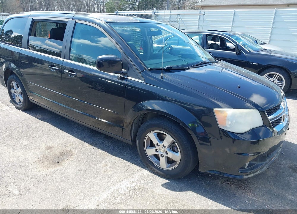 2011 DODGE GRAND CARAVAN CREW VIN: 2D4RN5DG7BR660092