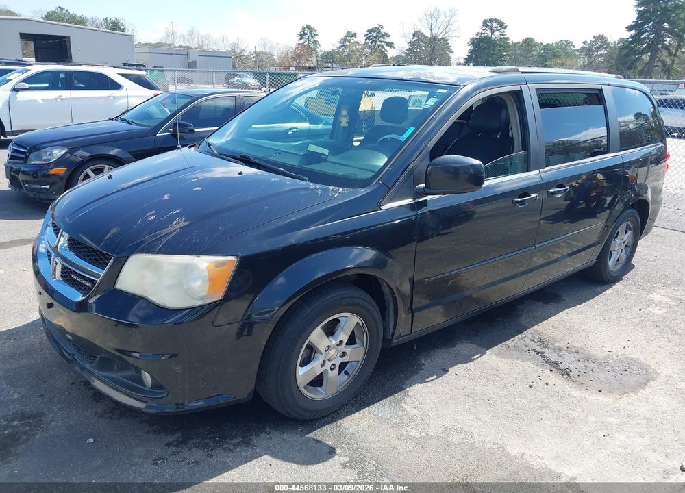 2011 DODGE GRAND CARAVAN CREW VIN: 2D4RN5DG7BR660092