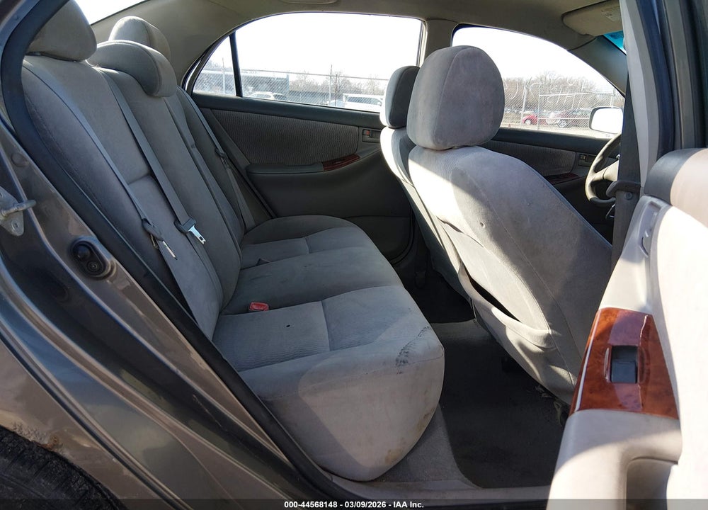 2005 TOYOTA COROLLA LE VIN: 1NXBR32E45Z472271