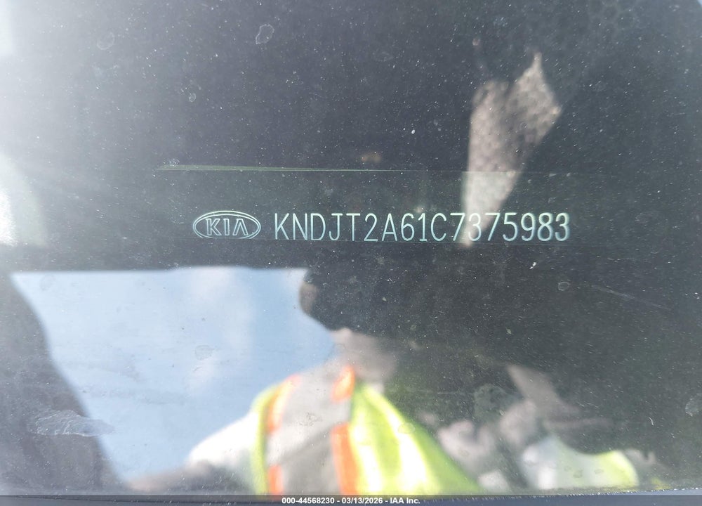 2012 KIA SOUL + VIN: KNDJT2A61C7375983