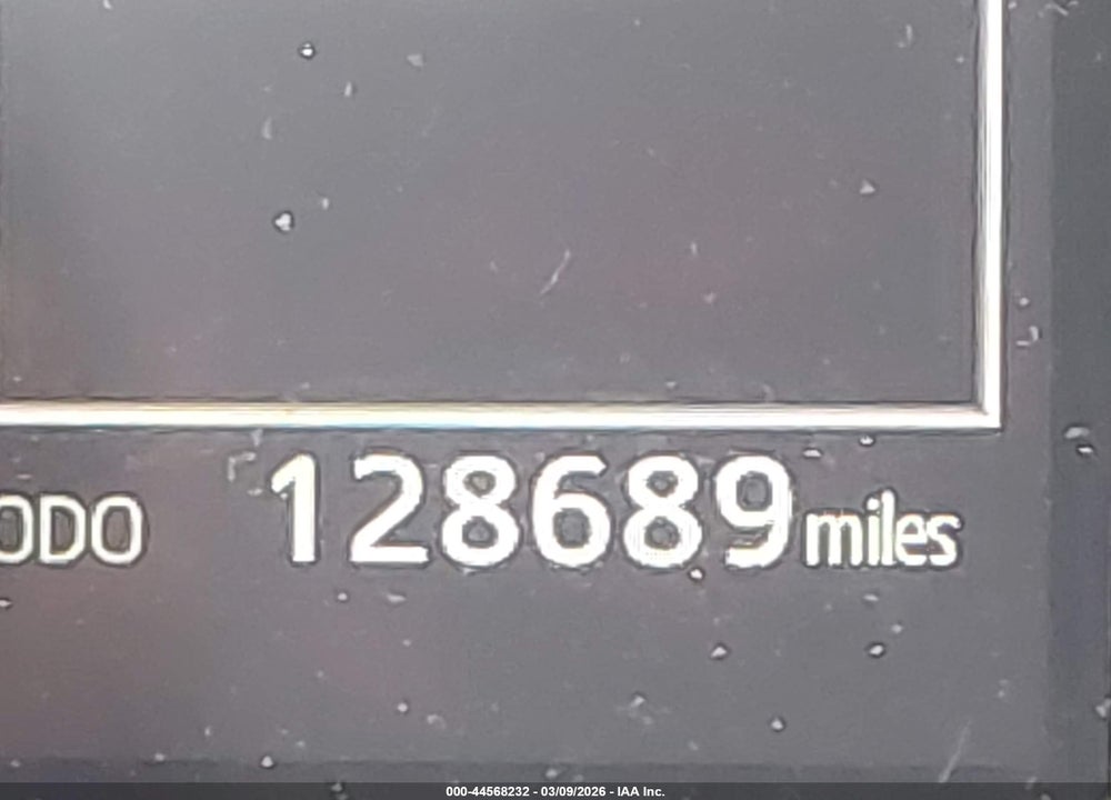 2020 TOYOTA CAMRY SE VIN: 4T1G11AK7LU893178