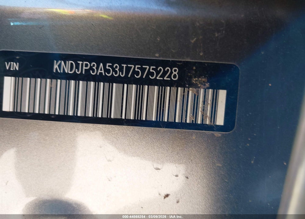 2018 KIA SOUL + VIN: KNDJP3A53J7575228