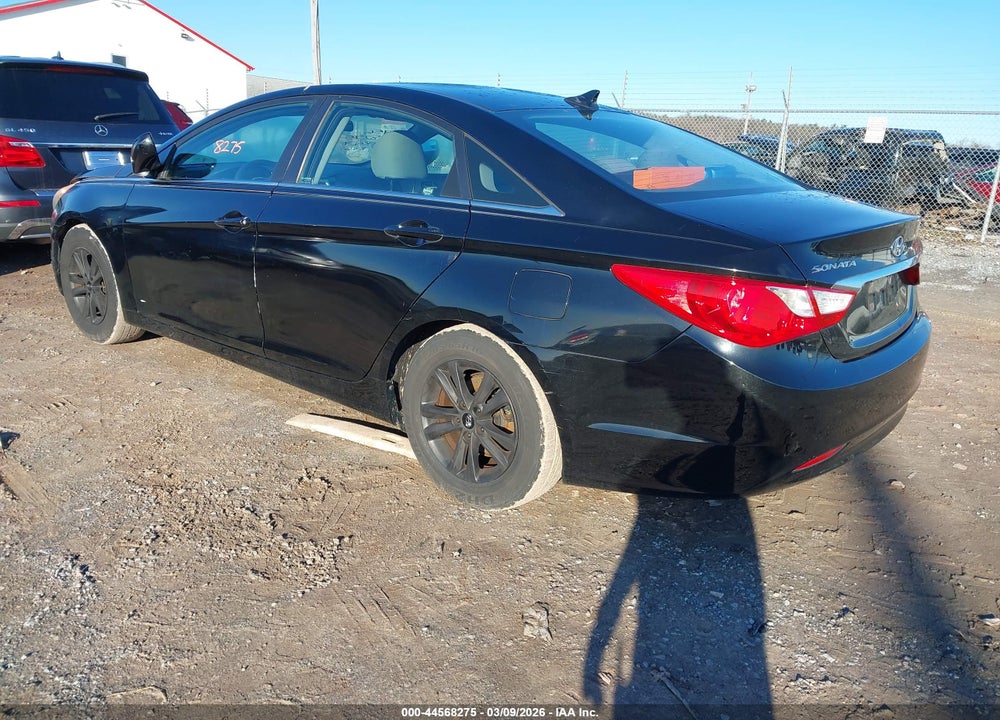 2011 HYUNDAI SONATA GLS VIN: 5NPEB4AC2BH261068