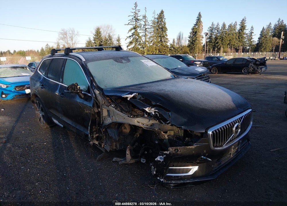 2018 VOLVO XC60 T5 INSCRIPTION VIN: YV4102RL7J1008179