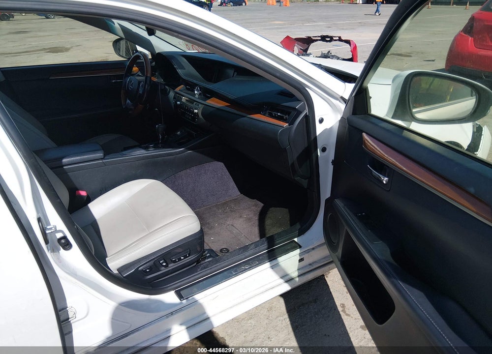 2013 LEXUS ES 300H VIN: JTHBW1GGXD2002248