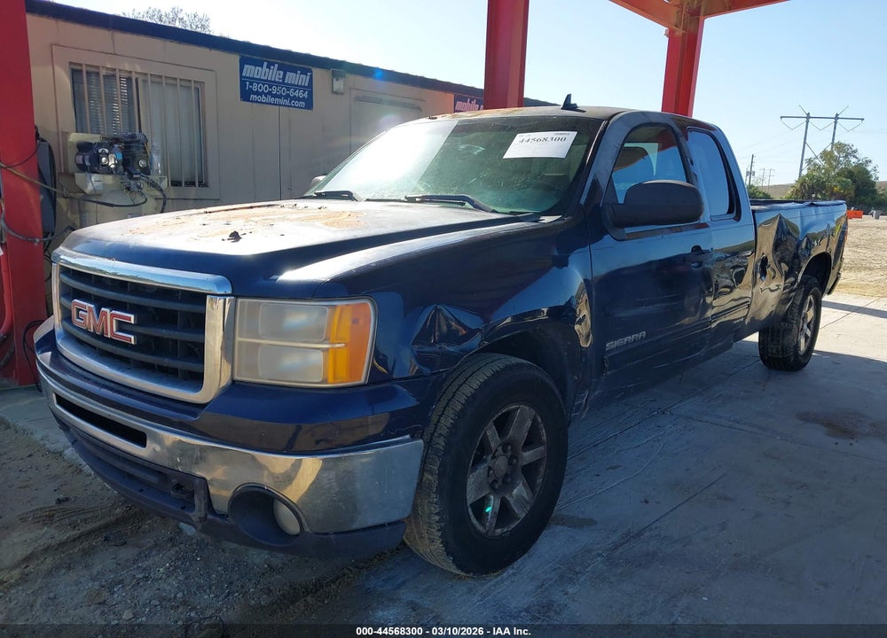 2011 GMC SIERRA 1500 SLE VIN: 1GTR1VE05BZ156835