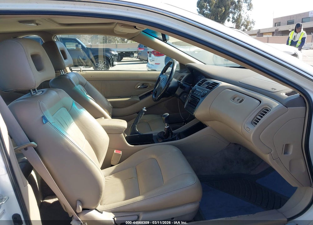 2002 HONDA ACCORD 2.3 EX VIN: 1HGCG31532A020830