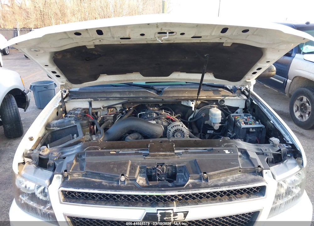 2010 CHEVROLET TAHOE LT VIN: 1GNMCBE36AR195002