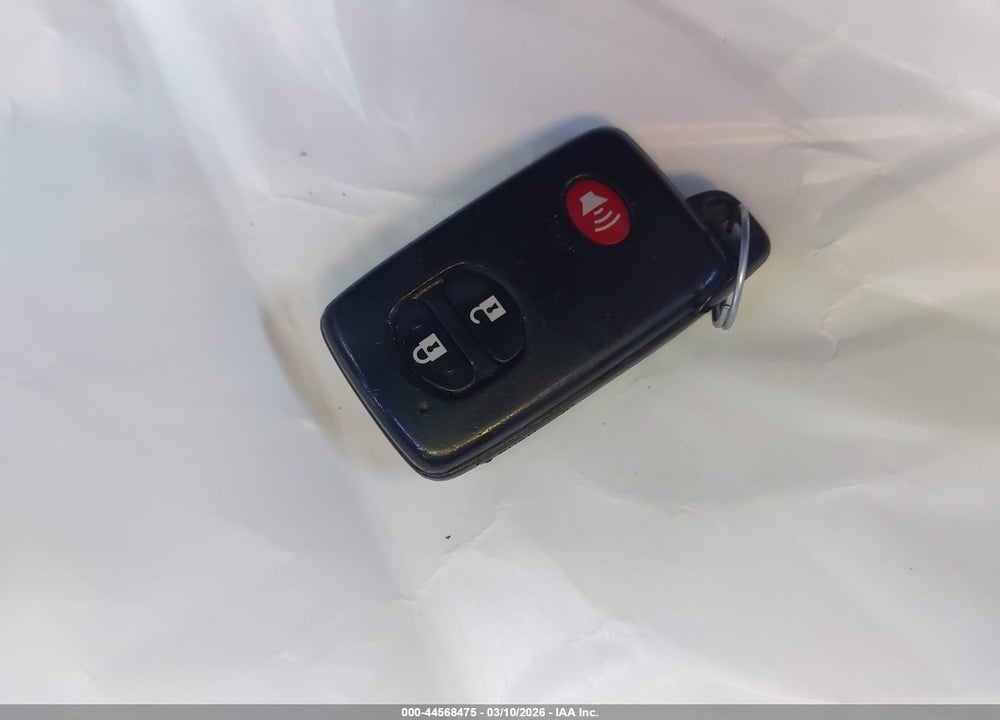 2010 TOYOTA PRIUS III VIN: JTDKN3DUXA0028401