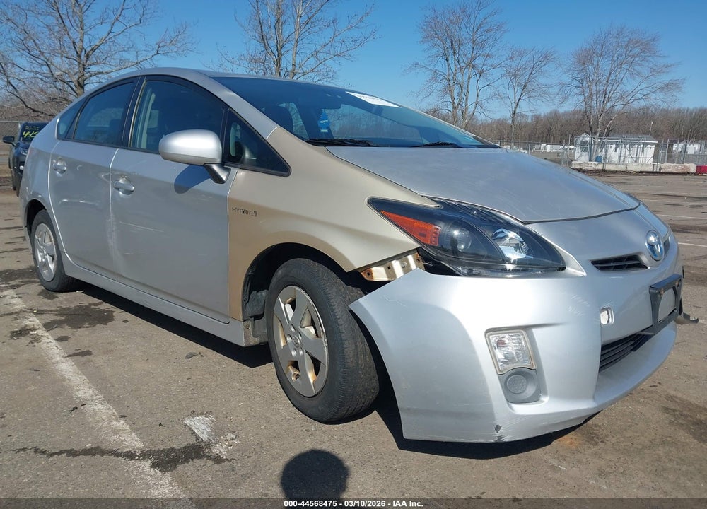 2010 TOYOTA PRIUS III VIN: JTDKN3DUXA0028401