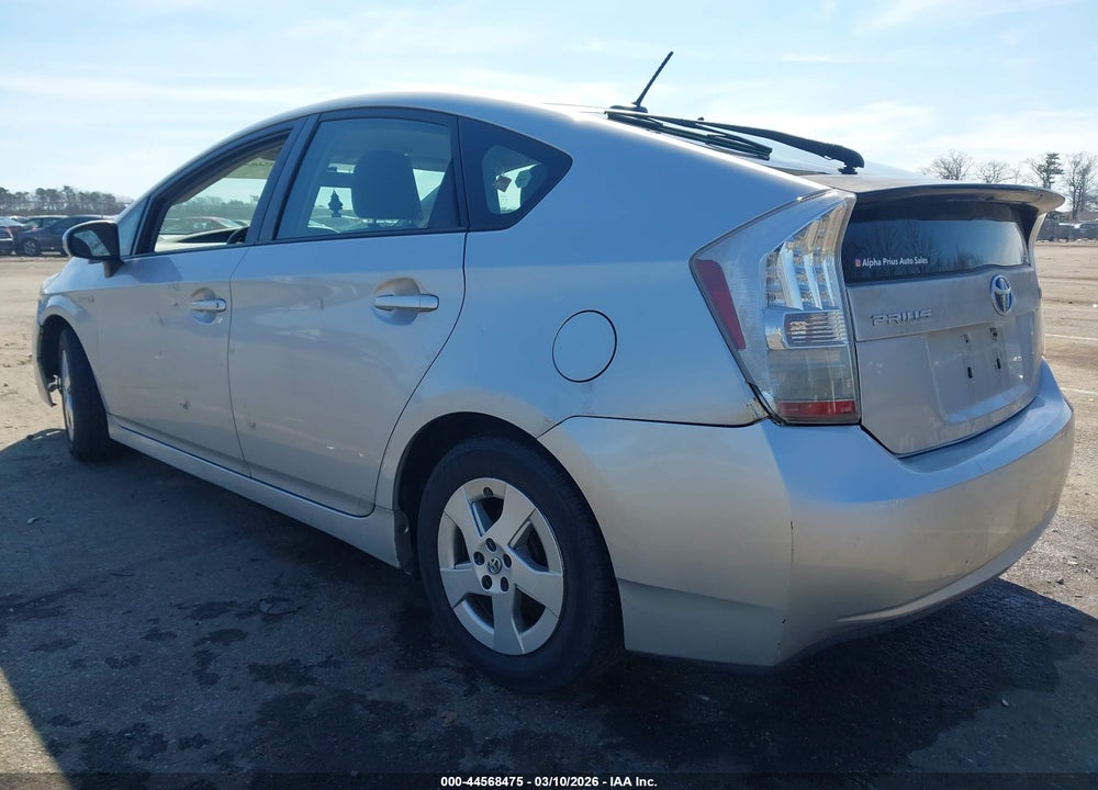 2010 TOYOTA PRIUS III VIN: JTDKN3DUXA0028401