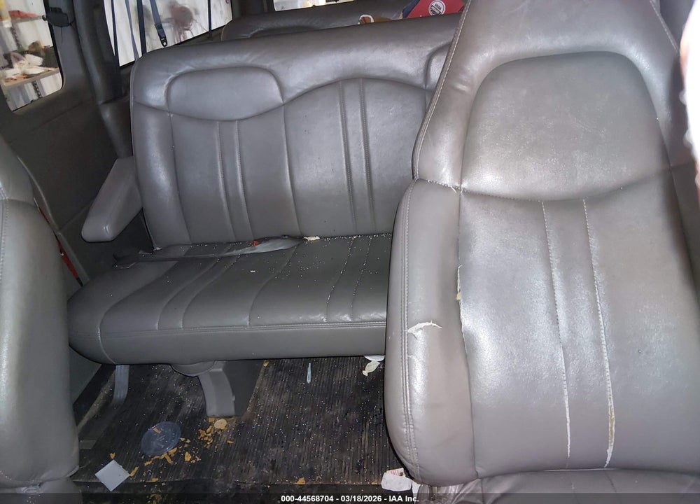 2001 CHEVROLET EXPRESS VIN: 1GAHG39F911145792