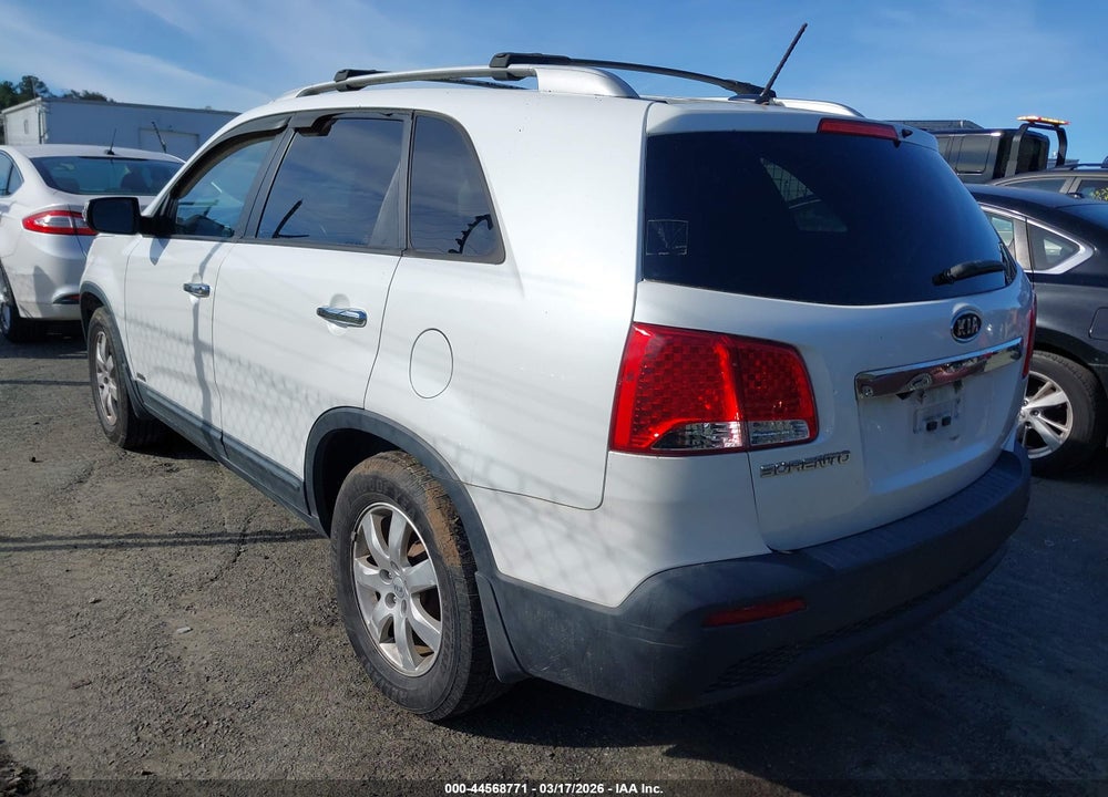 2012 KIA SORENTO LX VIN: 5XYKTCA68CG258480