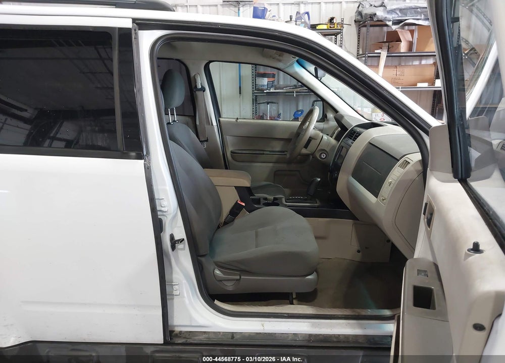 2008 FORD ESCAPE XLS/XLS MANUAL VIN: 1FMCU02ZX8KA73367