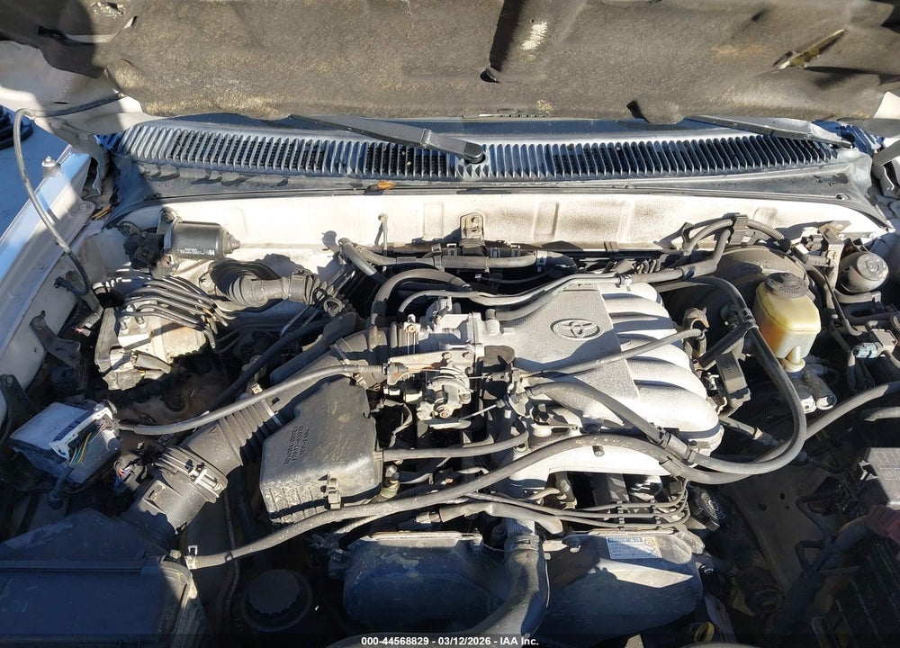 2000 TOYOTA 4RUNNER LIMITED V6 VIN: JT3GN87R6Y0156515